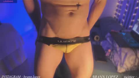 Snapshot of branfonhot chatting on 11-12-25, 02:01 Instagram twitter BRAN LOPEZ online show from 11-12-25, 02:01