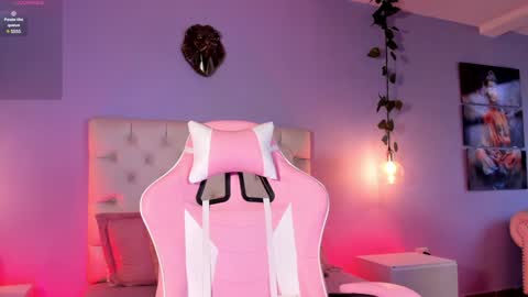   online show from 01-09-25, 01:02