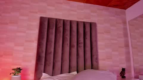   online show from 02-13-25, 08:06