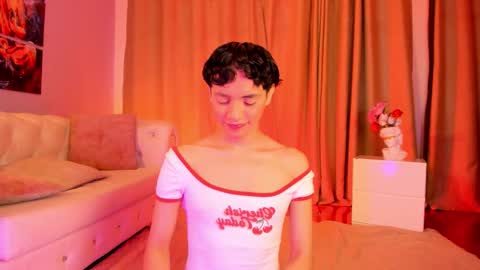   online show from 11-24-25, 08:52