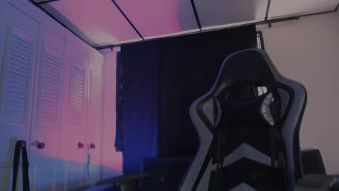 Snapshot of brasi_ chatting on 09-17-25, 05:47 brasi_ online show from 09-17-25, 05:47