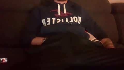 Snapshot of bratan407 chatting on 02-18-26, 05:36 wanna play online show from 02-18-26, 05:36