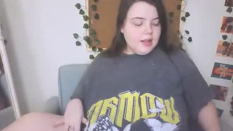 Snapshot of brattyprincess_emma chatting on 09-10-25, 07:25 Emma online show from 09-10-25, 07:25