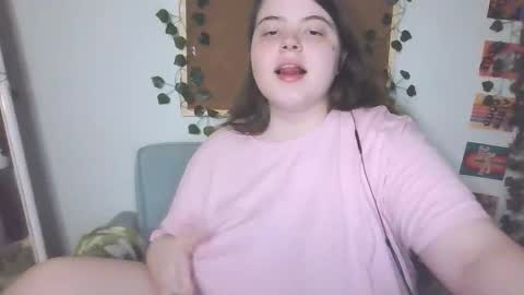 Snapshot of brattyprincess_emma chatting on 09-18-25, 04:20 Emma online show from 09-18-25, 04:20