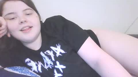 Snapshot of brattyprincess_emma chatting on 09-22-25, 03:47 Emma online show from 09-22-25, 03:47