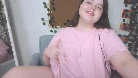 Snapshot of brattyprincess_emma chatting on 09-26-25, 04:11 Emma online show from 09-26-25, 04:11