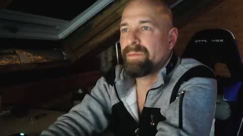 LoveGirls online show from 02-26-25, 11:37