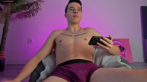 Johny Bravo online show from 01-20-25, 12:49