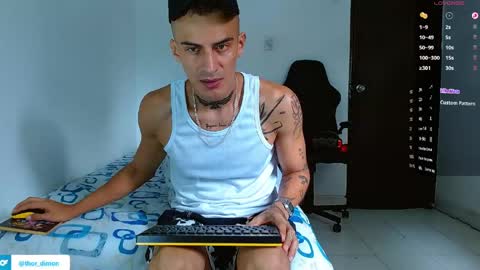 Snapshot of bray_hotboy chatting on 05-17-26, 05:09 Bray Hotboy online show from 05-17-26, 05:09