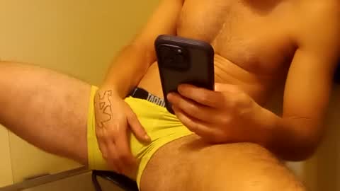 Snapshot of brazilfit420 chatting on 12-25-24, 03:29 hard like rock online show from 12-25-24, 03:29