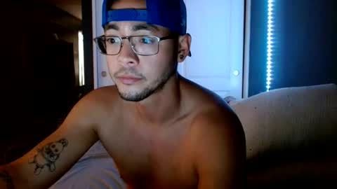 Breadcrumbsss online show from 11-02-25, 02:14