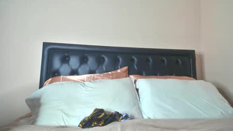 Harris online show from 12-18-25, 07:31