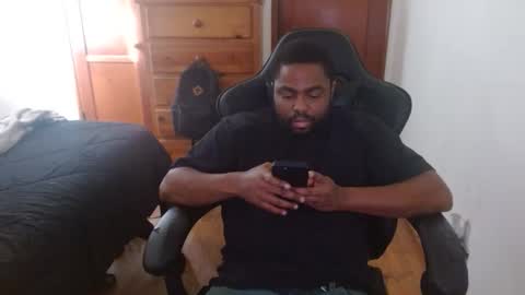 Breadw1nnah online show from 10-29-25, 05:25