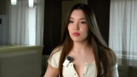 Snapshot of breatshstops chatting on 05-24-26, 04:50 Alexandra online show from 05-24-26, 04:50