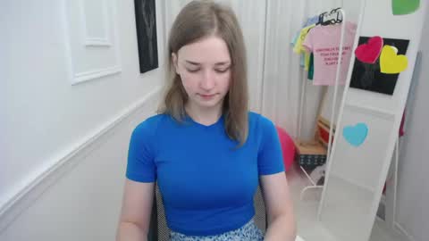 Snapshot of bree_sky chatting on 05-28-26, 11:18 Bree online show from 05-28-26, 11:18