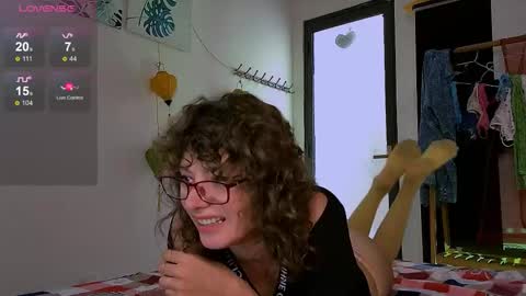 Snapshot of breeedecaux chatting on 11-03-25, 03:08 Matilda online show from 11-03-25, 03:08