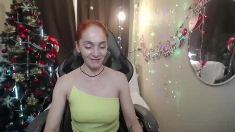 Snapshot of breeterner chatting on 01-10-25, 02:35 breeterner online show from 01-10-25, 02:35