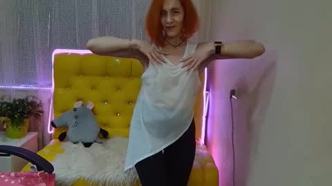 Snapshot of breeterner chatting on 01-24-25, 11:12 breeterner online show from 01-24-25, 11:12