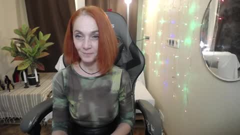 Snapshot of breeterner chatting on 01-28-25, 05:00 breeterner online show from 01-28-25, 05:00