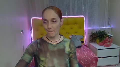 Snapshot of breeterner chatting on 02-08-25, 05:40 breeterner online show from 02-08-25, 05:40