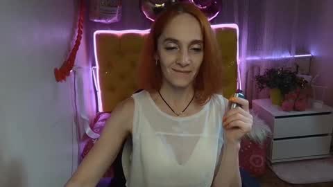 Snapshot of breeterner chatting on 02-27-25, 11:15 breeterner online show from 02-27-25, 11:15
