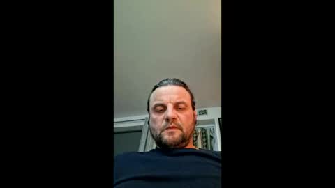 Snapshot of breitling43 chatting on 01-11-26, 02:05 breitling43 online show from 01-11-26, 02:05