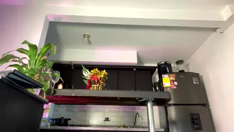 BRENDA  SALOME online show from 01-07-26, 11:12