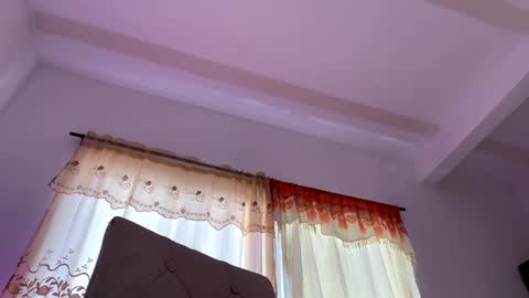 Snapshot of brenda_lott chatting on 02-09-25, 01:46 Brenda online show from 02-09-25, 01:46