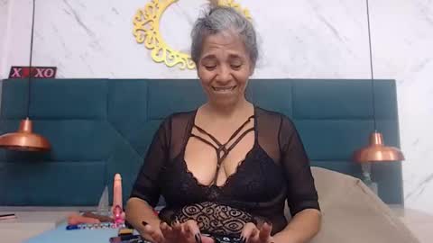 BRENDA VELASQUEZ online show from 11-29-25, 09:29