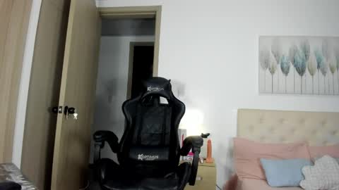 Brenda online show from 04-11-26, 11:31