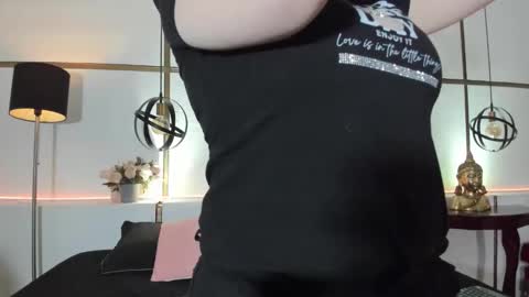 MeganBeaked online show from 10-02-25, 11:50