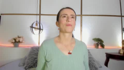 MeganBeaked online show from 12-19-25, 12:34