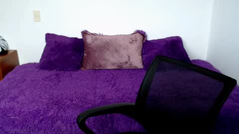 brendasantos_77 online show from 11-05-25, 05:46