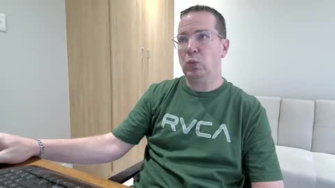 Brett online show from 11-23-25, 01:11