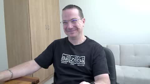 Snapshot of brettdj chatting on 12-23-25, 10:57 Brett online show from 12-23-25, 10:57