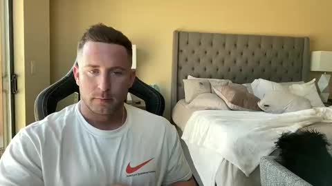 Brett Mycles online show from 01-16-25, 06:37