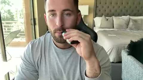 Brett Mycles online show from 10-31-25, 05:47