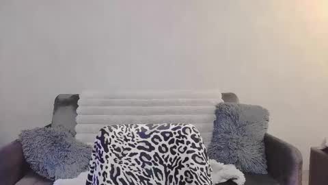 bri_fox online show from 04-17-26, 07:17