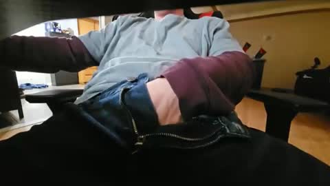 brian7891012 online show from 01-10-25, 02:34