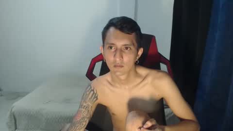 Snapshot of brian_sweetx chatting on 03-25-26, 01:22 Brian sweetx Independent online show from 03-25-26, 01:22