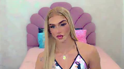 BRIANA online show from 02-07-25, 08:11