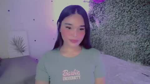 Snapshot of briana_sinclaire chatting on 07-19-26, 09:24 Claire online show from 07-19-26, 09:24