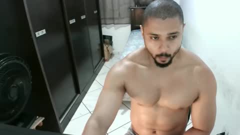 Snapshot of brianaries chatting on 01-07-25, 03:57 brianaries online show from 01-07-25, 03:57