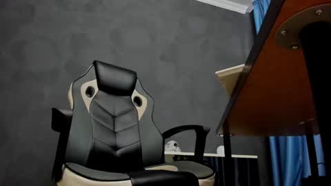 Brian online show from 02-13-25, 09:30