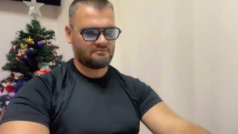 Snapshot of brianjohnson_ chatting on 12-20-25, 06:04 Brian online show from 12-20-25, 06:04