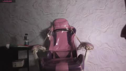 Snapshot of brianna_hard chatting on 03-09-25, 04:27 Brianna online show from 03-09-25, 04:27