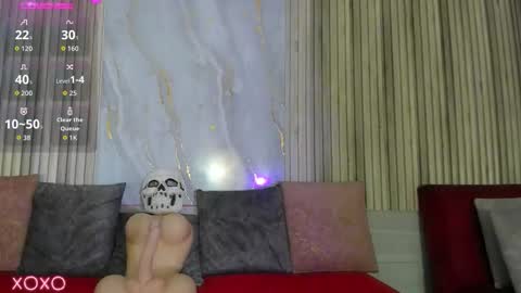 Brianna Chelsea  online show from 10-27-25, 12:09