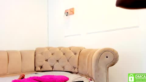 Brianna  online show from 02-11-25, 04:35