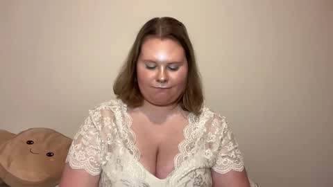 Snapshot of briannakiss21 chatting on 11-12-25, 10:41 Brianna online show from 11-12-25, 10:41