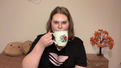 Snapshot of briannakiss21 chatting on 11-28-25, 08:06 Brianna online show from 11-28-25, 08:06